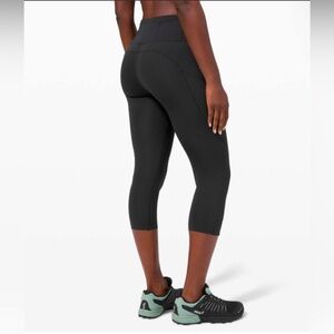 🍋🍋Lululemon Fast and Free Crop II 19" *Non-Reflective
Black. Size 2 🍋🍋